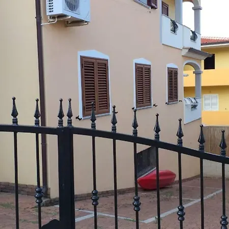 Confortevole Indipendente A 3 Chilometri Dal Mare Torpè